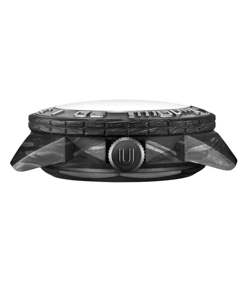 Aqua Carbon Maggy